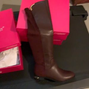 Over the knee size 10 Bordeaux